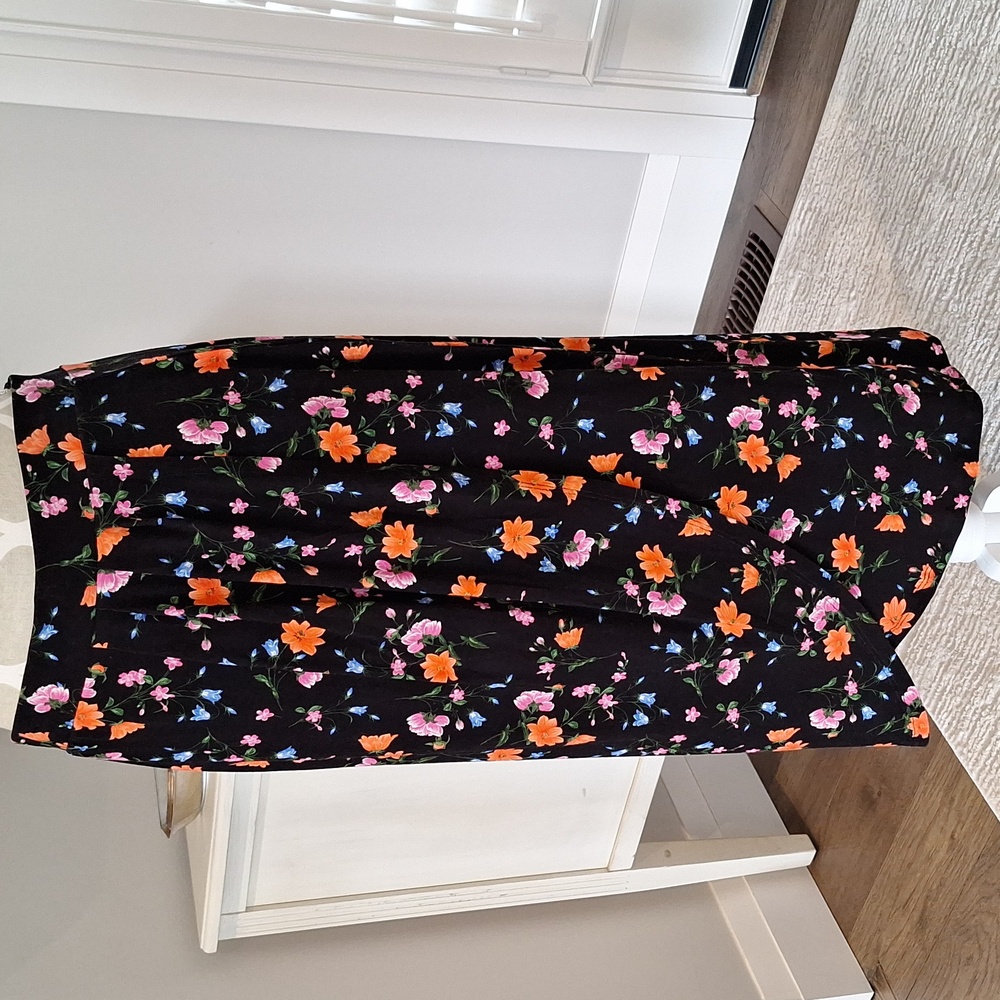 #215🆕[M] Midi Skirt